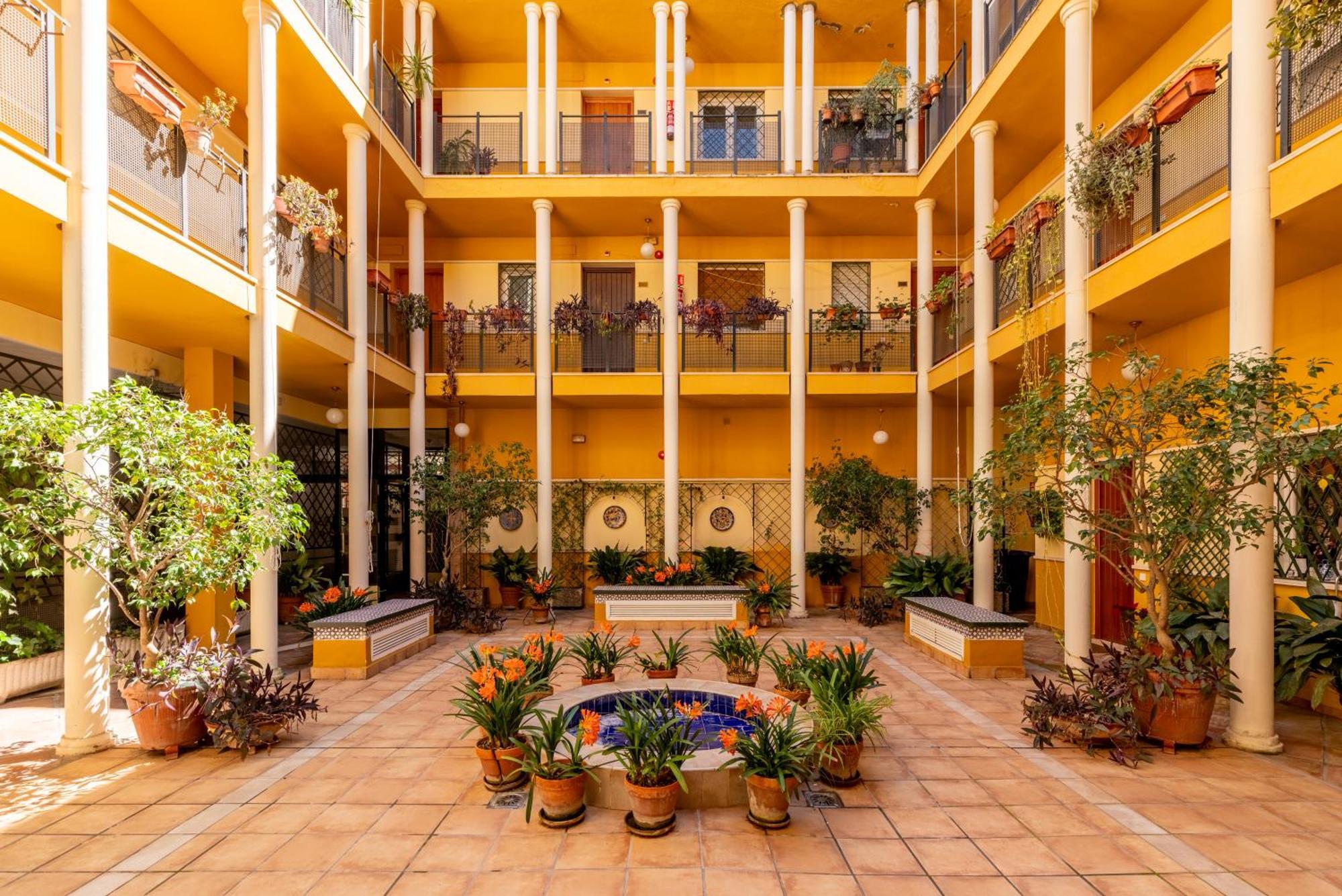 San Vicente-Museo Apartamento セビリア エクステリア 写真