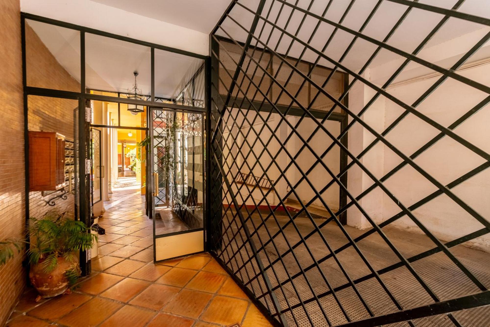 San Vicente-Museo Apartamento セビリア エクステリア 写真