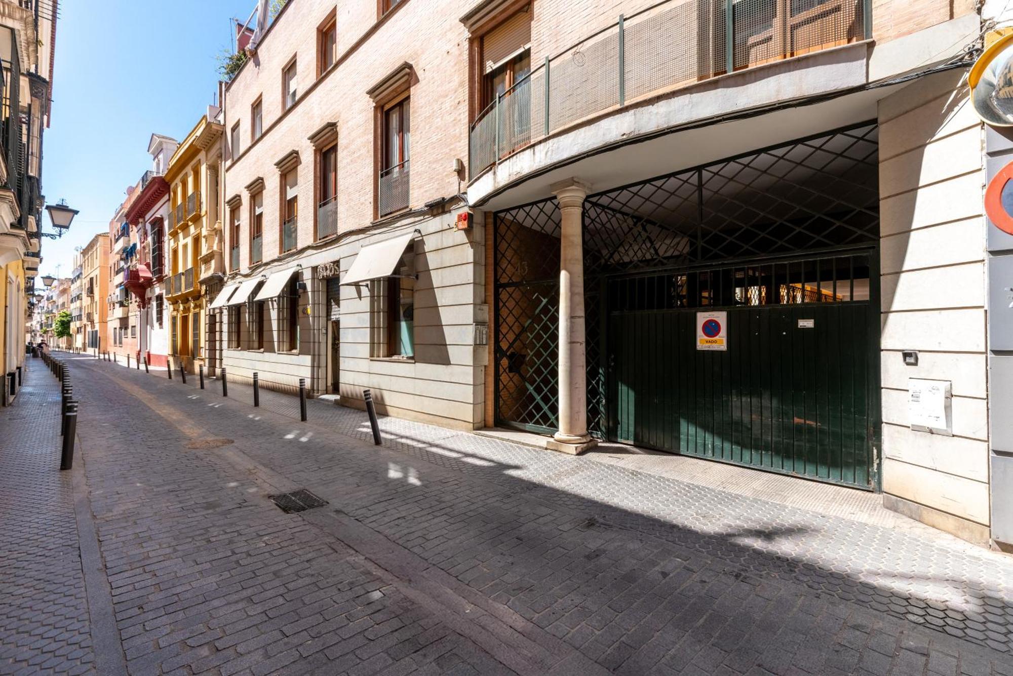 San Vicente-Museo Apartamento セビリア エクステリア 写真